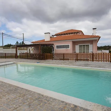 Vivenda Esgravina Holiday home