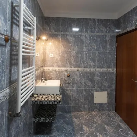 Vivenda Esgravina Holiday home